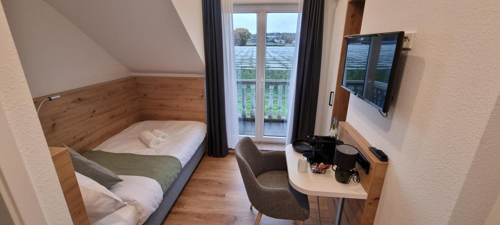 Vorgebirgsblick - Restaurant Biergarten Gaestehaus Bornheim  Esterno foto